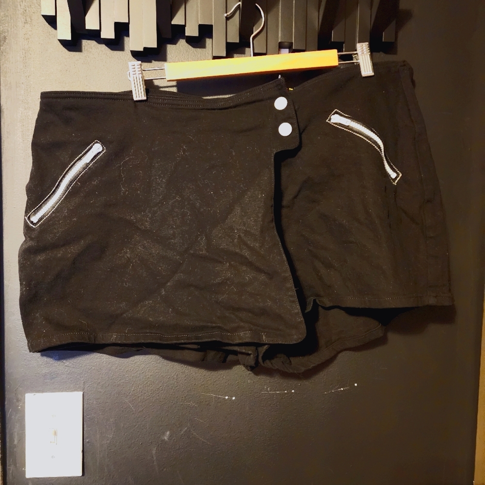 Black Delia's for Dollskill Skort